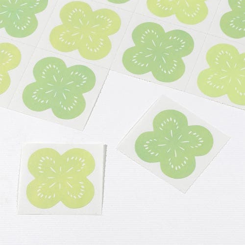 カラー色紙 シール付 クローバー柄