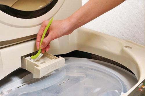 洗濯機まわり用ブラシ