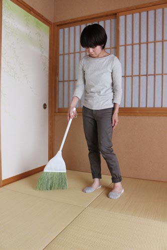 ユースフル 床を優しく掃けるほうきS