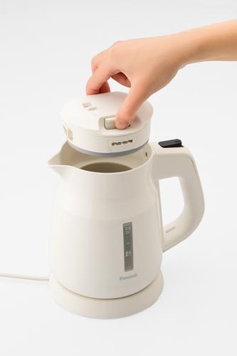 電気ケトル 0.8L WEK−08 W