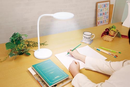 リビガク LEDデスクライト調光機能付