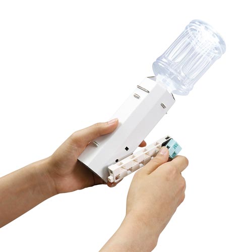 手回し発電ライト