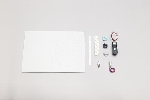 手回し発電ライト