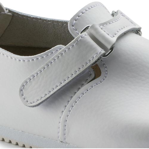 リンズ(Linz)26.0cm 白 女性用