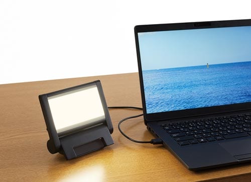 Web会議用スクエアライト クロ