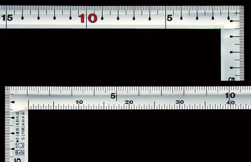 曲尺巻金 シルバー 30cm 裏面角目 JIS