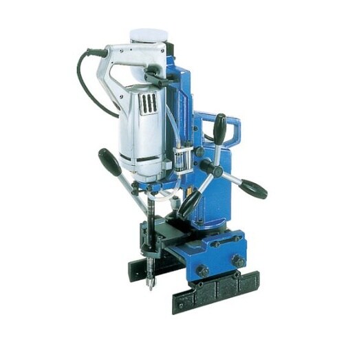 �A�g���~�j�G�[�X