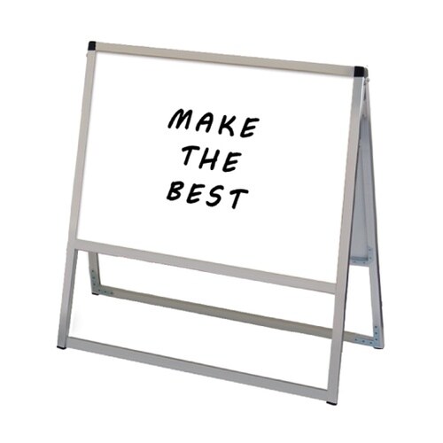 �o���E�X�X�^���h�Ŕ@�z���C�g�{�[�h