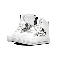 ݃\Pbg
