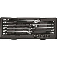 �i�s�b�@�R���r�l�[�V�����M�A�����`�Z�b�g