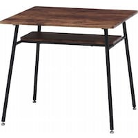 �s��f�Ձ@�_�C�j���O�e�[�u���@�i�r�A�@�V�T�V�T