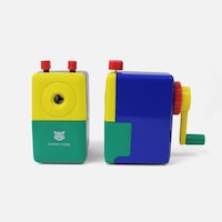 �r������������