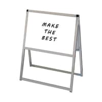 �o���E�X�X�^���h�Ŕ@�z���C�g�{�[�h�@�`