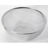 �x�[�V�X���C���@�X�e�����X���{�E���^�U��