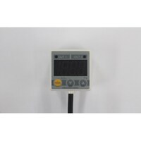 ���`�f�W�^���������v�@�A�i���O�o�͂P�[�T�u�@�c�b�@�}�Q���o���@�f�b�R�O�|�P�P�P�@�P��