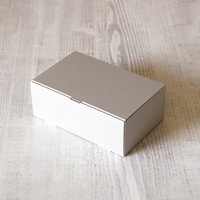 �M�t�g�{�b�N�X�@�~�X�g�O���[