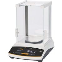 �U���g���E�X�@�P�����V�т�i���������t�j�@�a�b�d�U