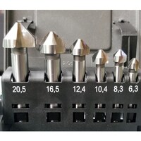 �v���X�@�O���n�ʎ�J�b�^�[�@�m���R�[�g�Z�b�g