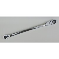 �i�s�b�@��U����`�F�b�g