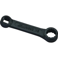 �i�s�b�@�G���W���}�E���g�����`�P�U����