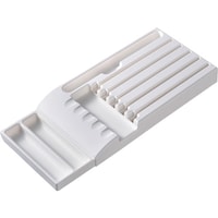 �I�[�N�X�@��g���[