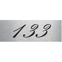 ���@�e�[�u���i���o�[�@�P�R�R�@�A���~