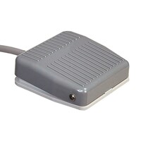 �t�b�g�X�C�b�`�i�~�j�E�����^�C�v�j�@�i�e�j�P