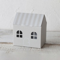 �H�i���X�R�X�Q�S�M�t�g�����َq�̂������O���[