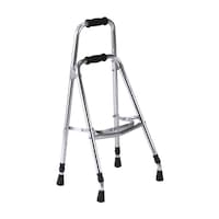 �T�C�h�E�H�[�J�[