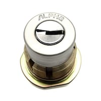 ���ւ̎�֗p�V�����_�[�@�e�a���b�N�@�k�d�^�k�r�o�|�a�@�X�j�g�T�O�|�O�T�P�T�R