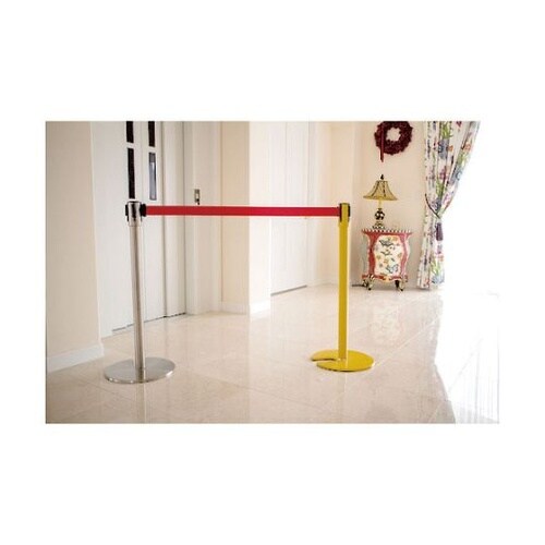 ベルト付きポールくぼみ型