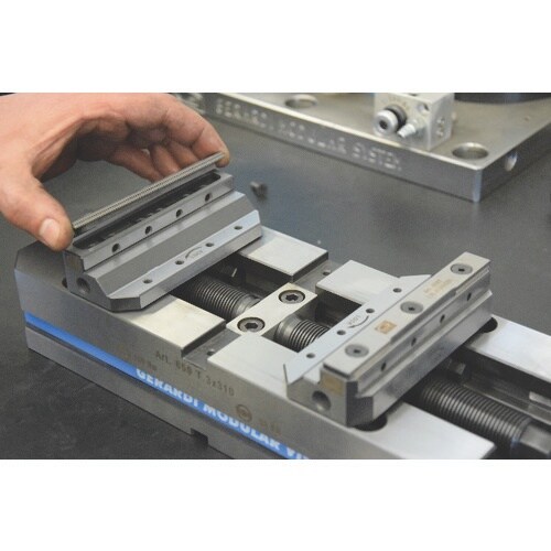 WFfB@RpNgfoCXUTO@sQ@WW