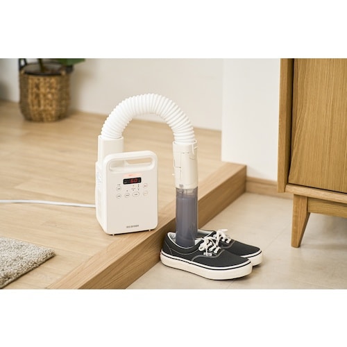 hqhr@QXOTQX@ӂƂ񊣑@@JG@V