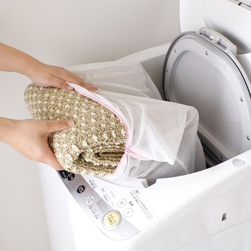 IJ@D􂢂₷Lb`}bg@ST~PQO