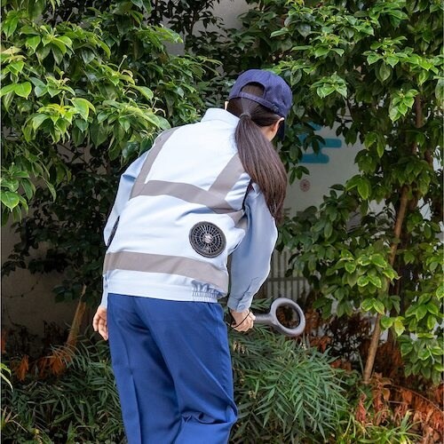 @󒲈SxXgiEFÂ݁j@ROQQV@T