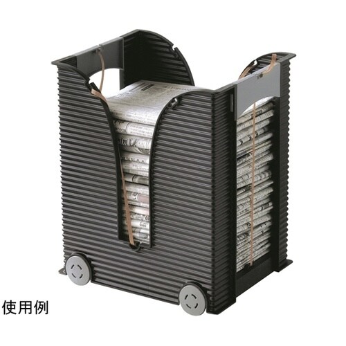 ニュースキャスター