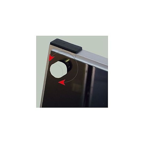 �u���b�N�|�X�^�[�p�X�^���h�Ŕ�