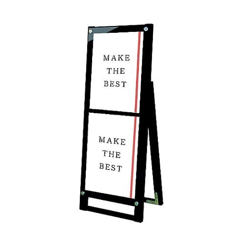 �u���b�N�|�X�^�[�p�X�^���h�Ŕ�