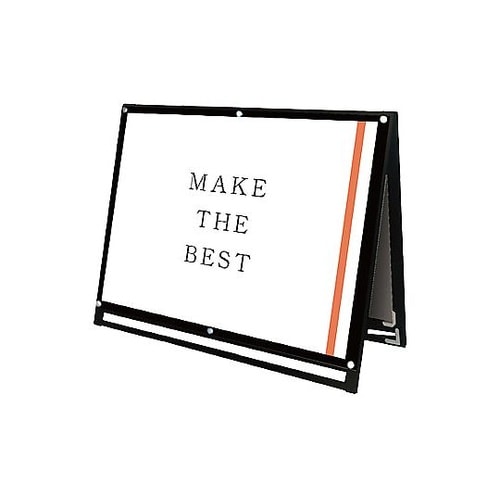 �u���b�N�|�X�^�[�p�X�^���h�Ŕ�