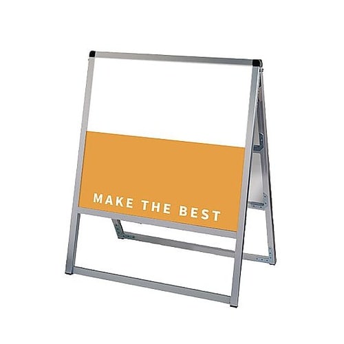 �o���E�X�X�^���h�Ŕ@�A���~������