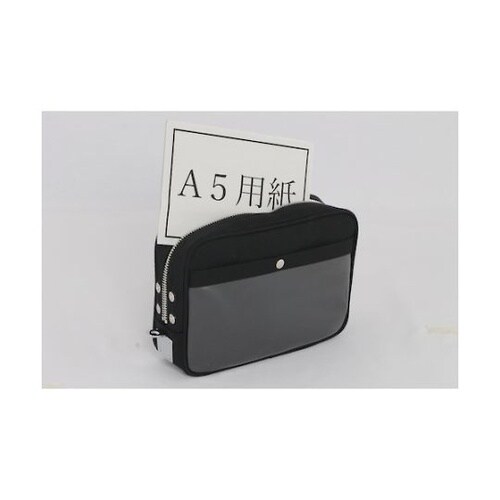 ポーチ 馬蹄錠金具付