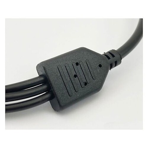 ���z�P�[�u��