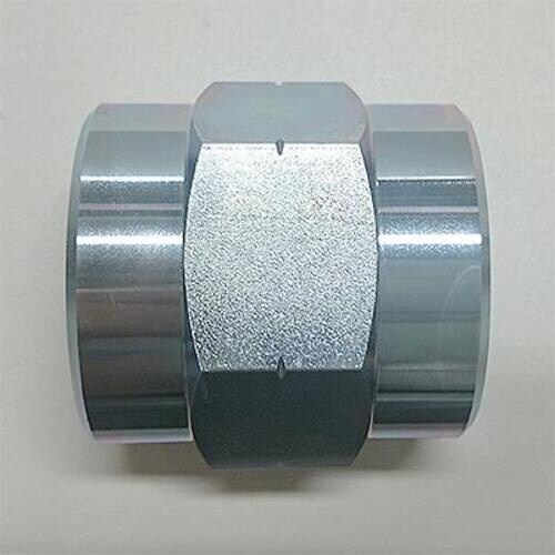 径違いソケット