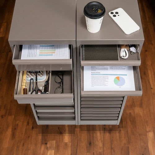 �A�o���e�u�Q�t���A�P�[�X