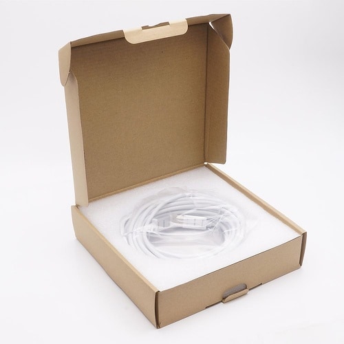 ���t�@�C�o�[�@�g�c�l�h�P�[�u��