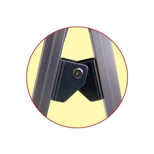 �o���E�X�X�^���h�Ŕ�