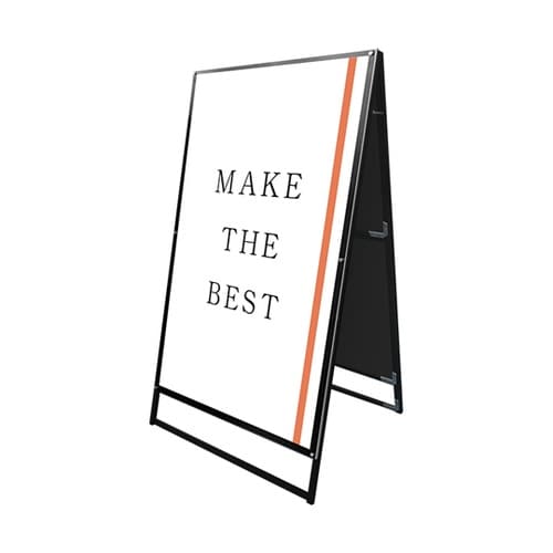 �u���b�N�|�X�^�[�p�X�^���h�Ŕ�