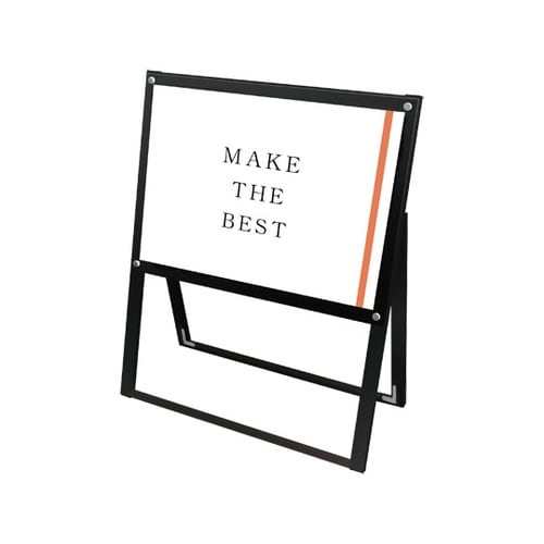 �u���b�N�|�X�^�[�p�X�^���h�Ŕ�