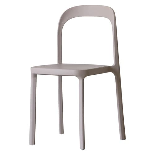 �`�F�A�@�X�g���g�X