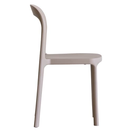 �`�F�A�@�X�g���g�X